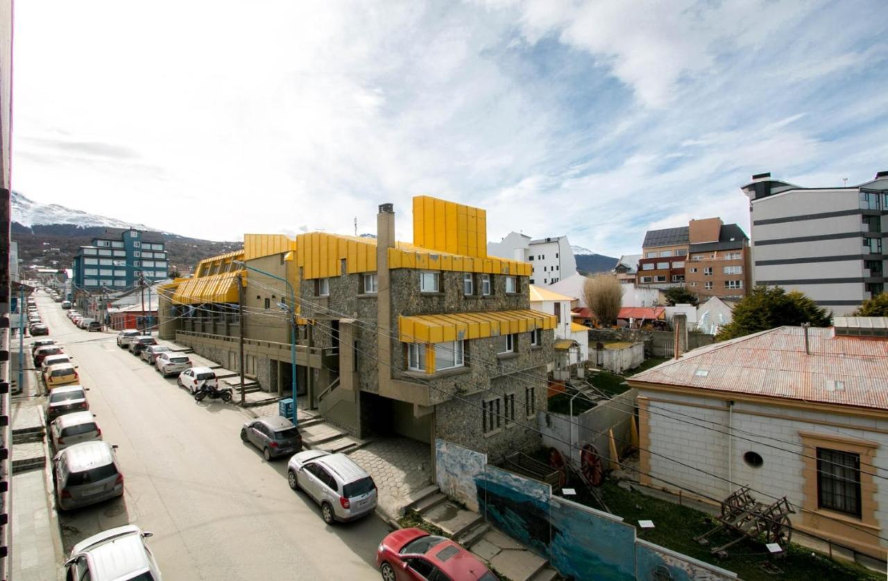 Rivadavia Apartamentos Ushuaia Bagian luar foto